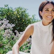 Pierpaolo Piccioli debütiert bei Balenciaga: Eleganz, Architektur und der Geist des Erbes