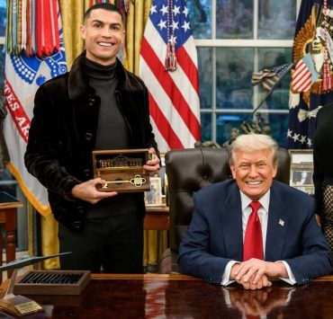 Cristiano Ronaldo and his fiancée visit Donald Trump