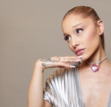 Ariana Grande strahlt bei der Premiere von Wicked: One Wonderful Night in funkelndem Swarovski-Schmuck