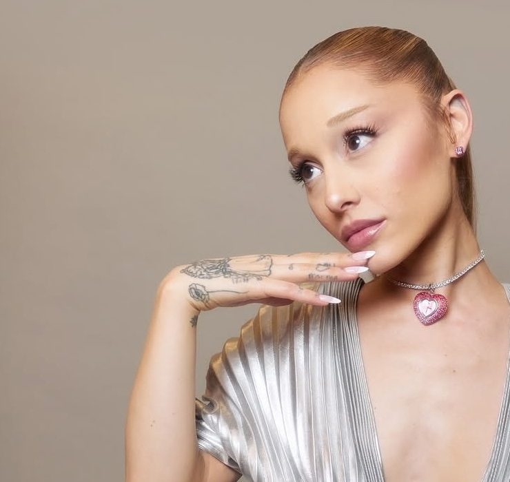 Ariana Grande strahlt bei der Premiere von Wicked: One Wonderful Night in funkelndem Swarovski-Schmuck