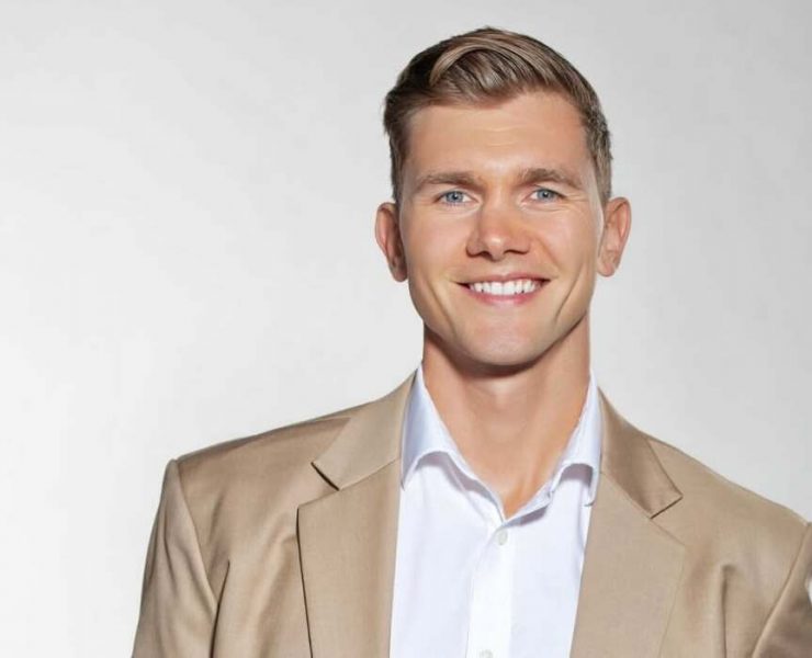 Roman Schindler Unveils His Debut Book