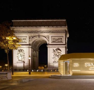 Swarovski Illuminates the Champs-Élysées for the Holidays