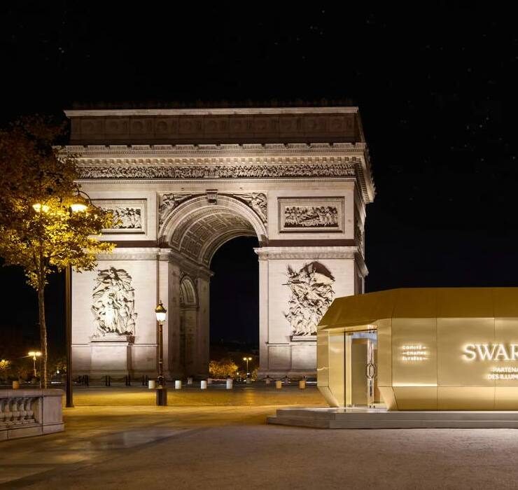 Swarovski erleuchtet die Champs-Élysées zu den Feiertagen