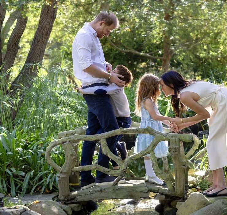 Nach den Waleses: Meghan Markle und Prinz Harry pr&auml;sentieren ihre Weihnachtskarte