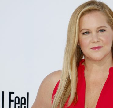 Amy Schumer divorces her husband after seven years of marriage