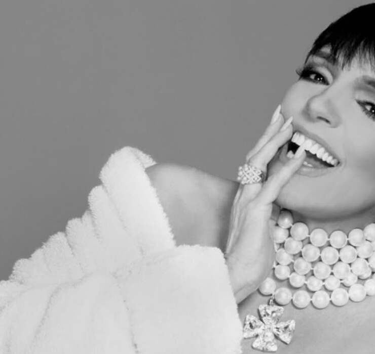 Liza Minnelli releases first track in 13 years