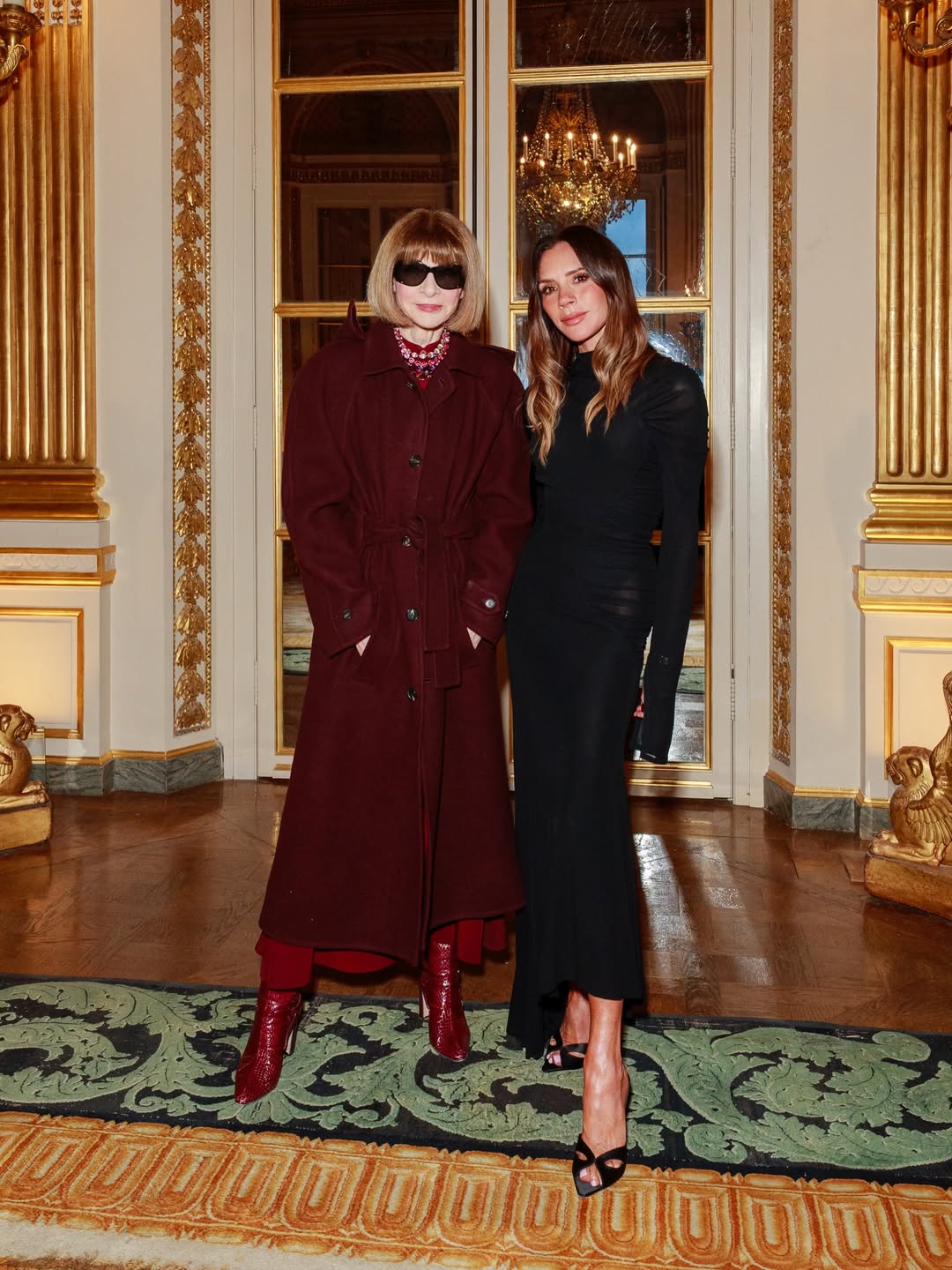 Vor dem Hintergrund eines Skandals: Victoria Beckham mit dem franz&ouml;sischen Orden f&uuml;r Kunst und Literatur ausgezeichnet