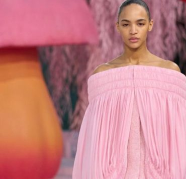 Neue Klassiker und Romantik in der Deb&uuml;tkollektion von Matthieu Blazy f&uuml;r Chanel