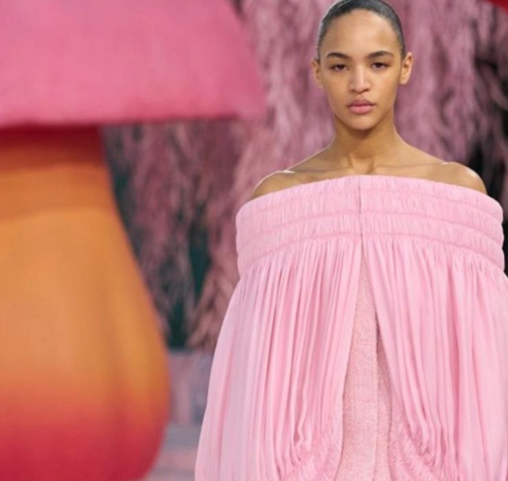 New Classics and Romanticism in Matthieu Blazy&rsquo;s Debut Collection for Chanel