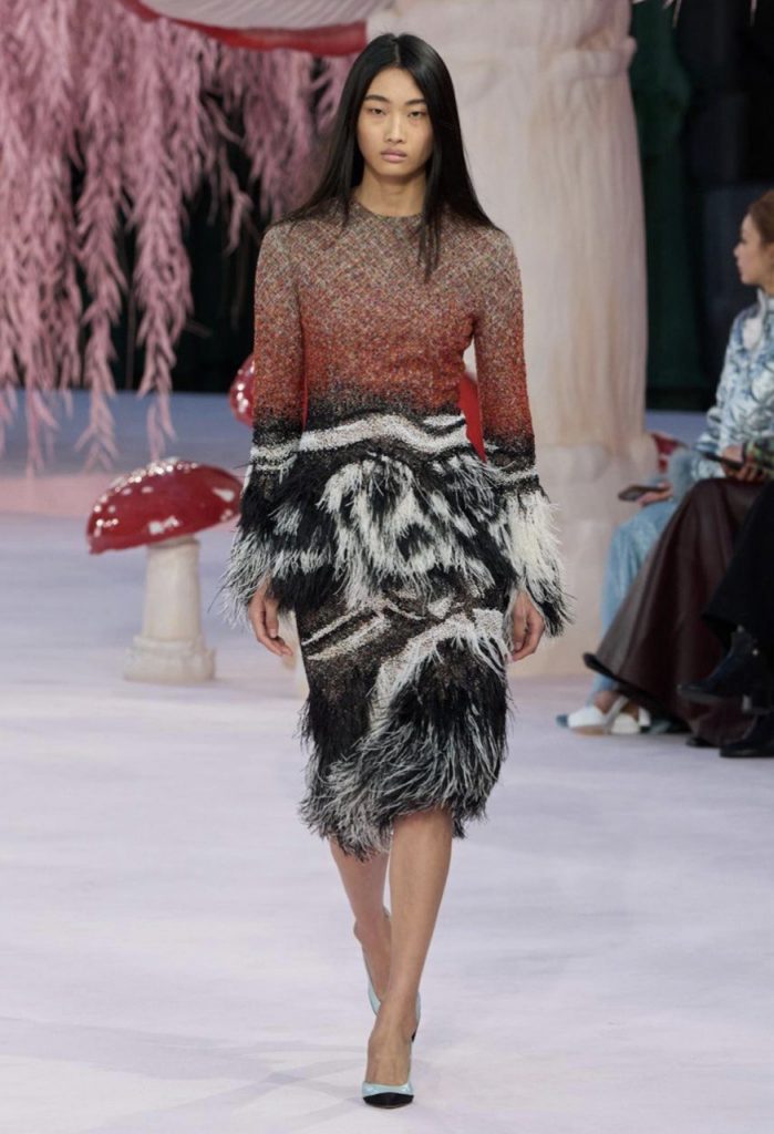 Neue Klassiker und Romantik in der Deb&uuml;tkollektion von Matthieu Blazy f&uuml;r Chanel