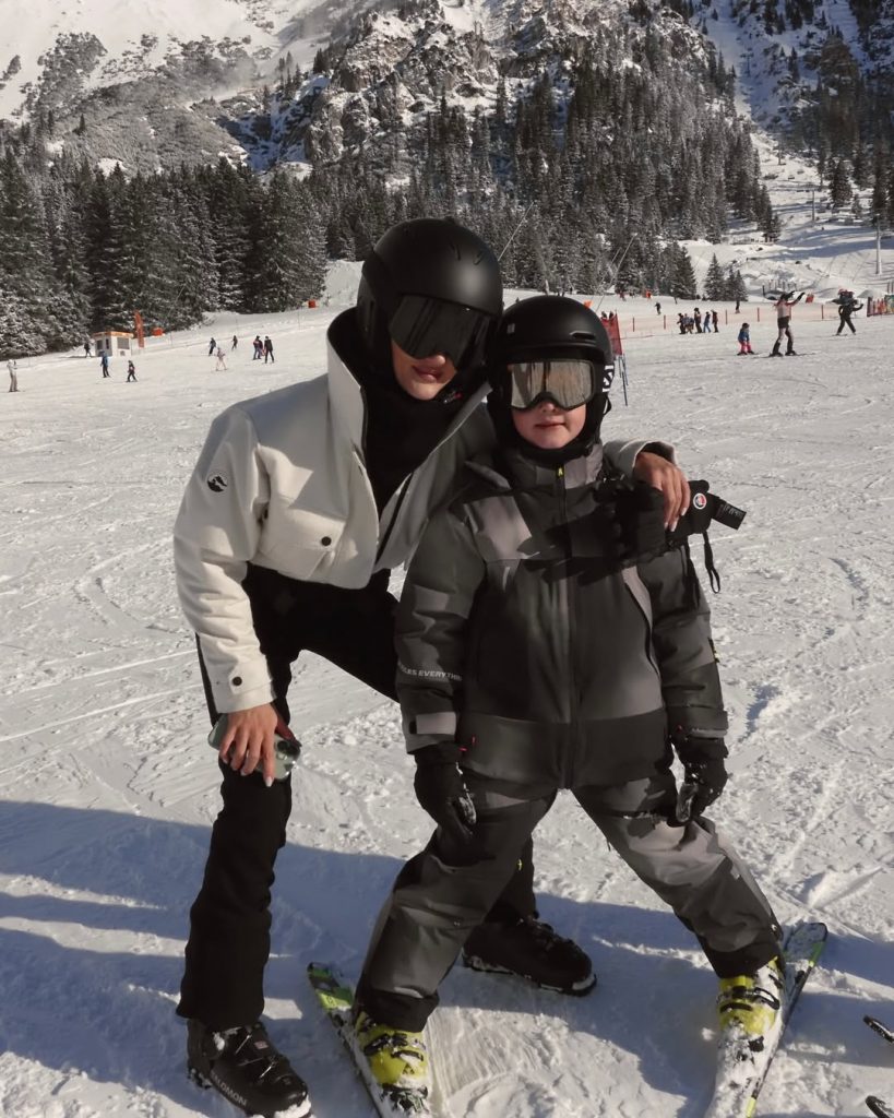 Rosie Huntington-Whiteley and Jason Statham Enjoy Family Vacation in Austria&rsquo;s Tyrol