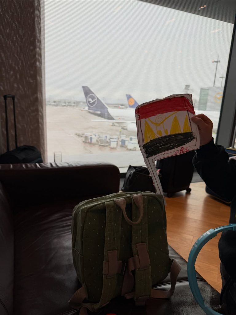 Familienurlaub: Amira Aly mit ihren S&ouml;hnen in &Auml;gypten