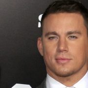 Seltenes &ouml;ffentliches Auftreten: Milla Jovovich mit Ehemann und Tochter bei der Premiere von &laquo;Dracula&raquo; in Los Angeles