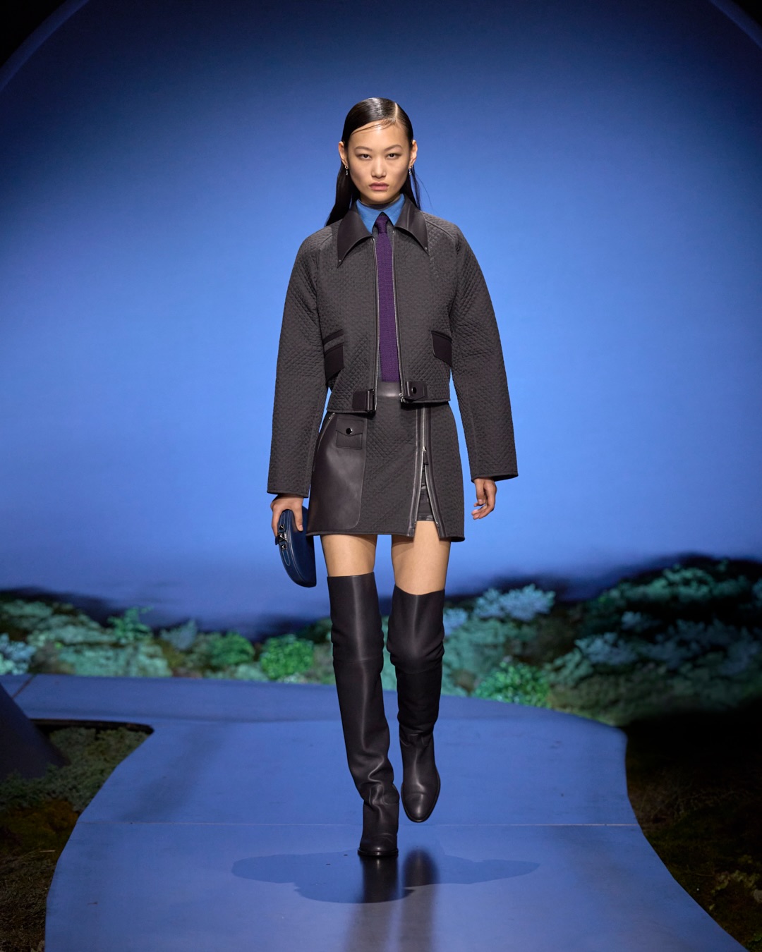 Mondlicht und Jockey-&Auml;sthetik: Herm&egrave;s pr&auml;sentiert die Kollektion FW&rsquo;2026