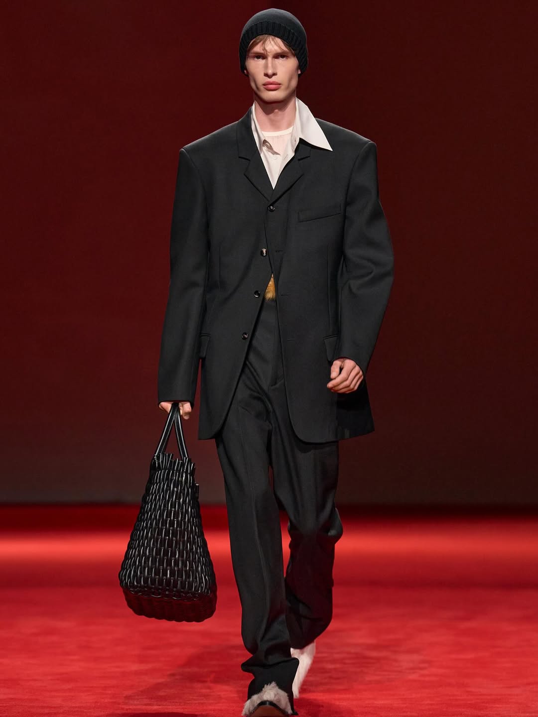 Spiel der Kontraste in der Herbst-Winter-Kollektion von Bottega Veneta