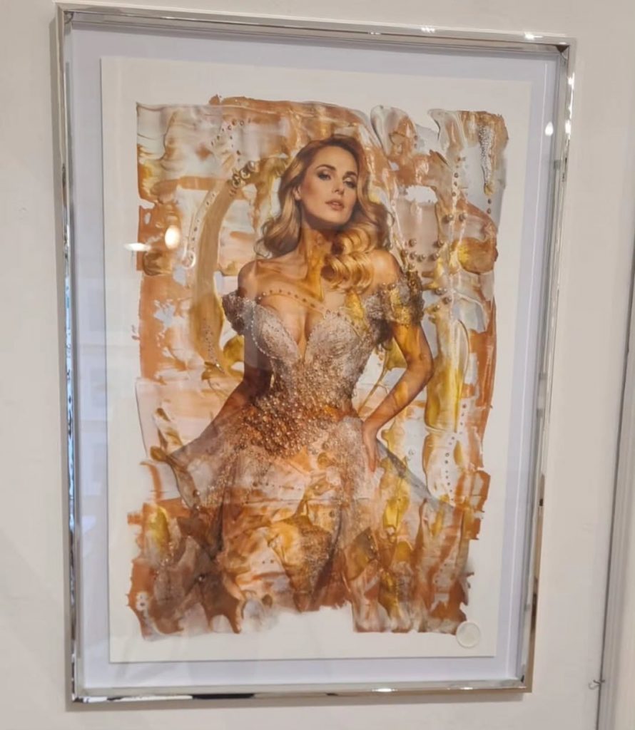 Künstlerin Margarita Gavrielova verwandelt Silvia Schneider in eine Göttin