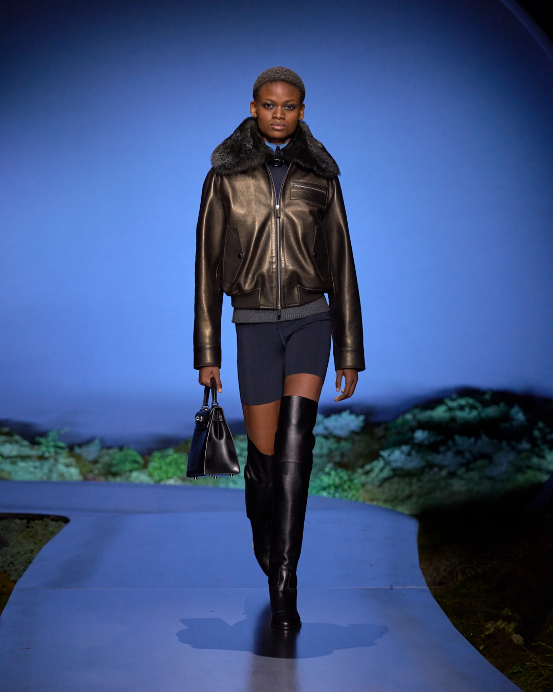 Mondlicht und Jockey-&Auml;sthetik: Herm&egrave;s pr&auml;sentiert die Kollektion FW&rsquo;2026