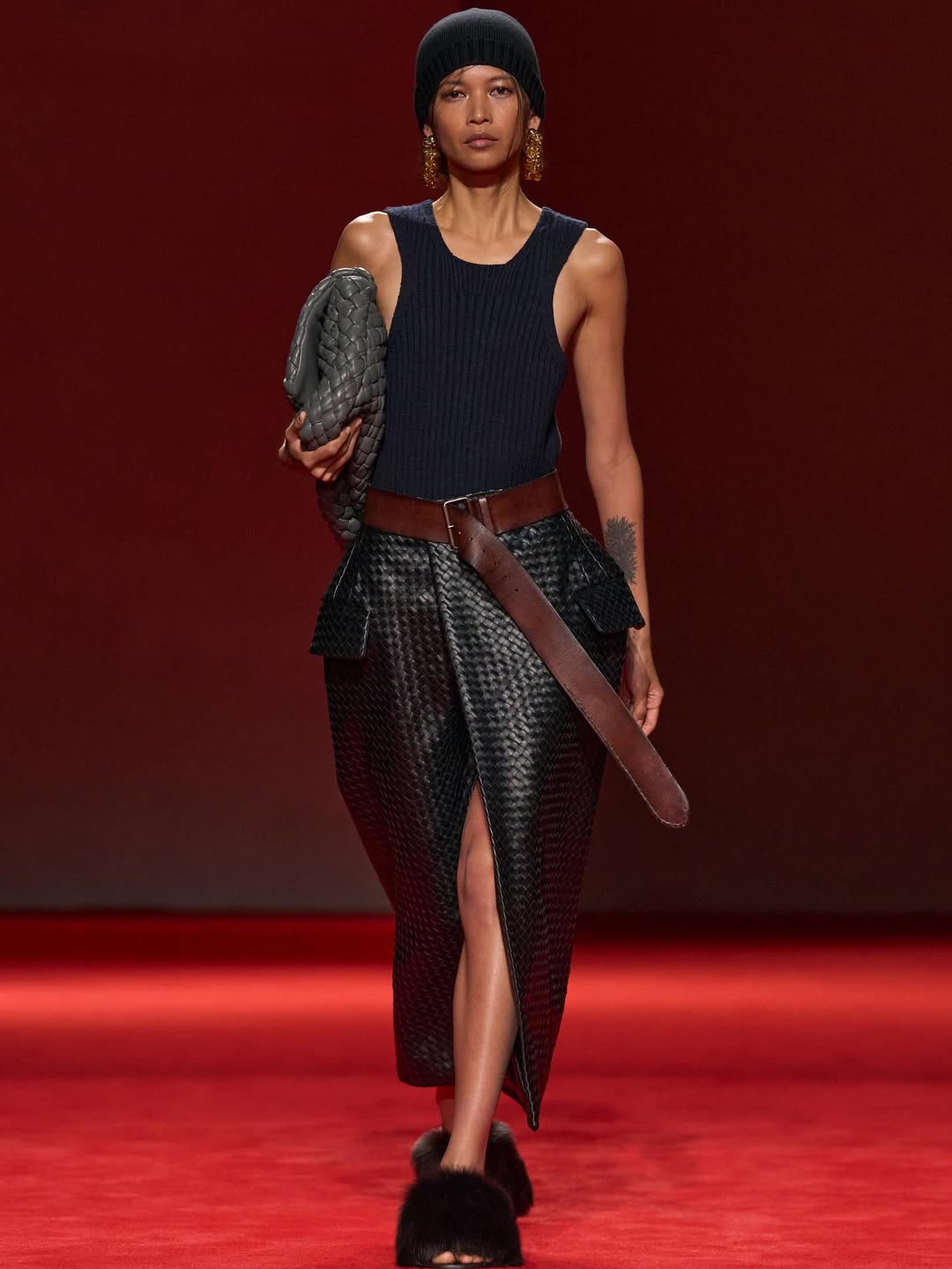 Spiel der Kontraste in der Herbst-Winter-Kollektion von Bottega Veneta