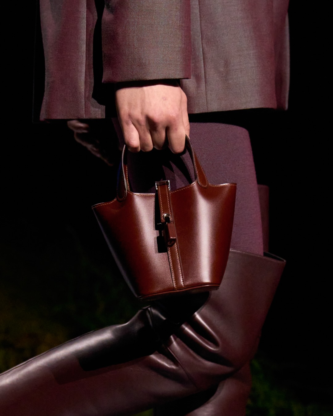 Mondlicht und Jockey-&Auml;sthetik: Herm&egrave;s pr&auml;sentiert die Kollektion FW&rsquo;2026