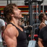 K&uuml;nstlerin Margarita Gavrielova verwandelt Silvia Schneider in eine G&ouml;ttin