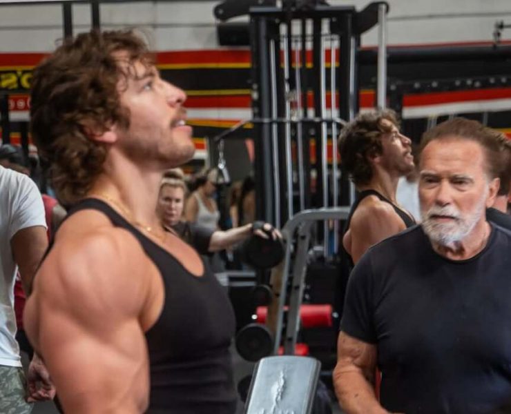 Arnold Schwarzenegger prepares his son for a bodybuilding debut