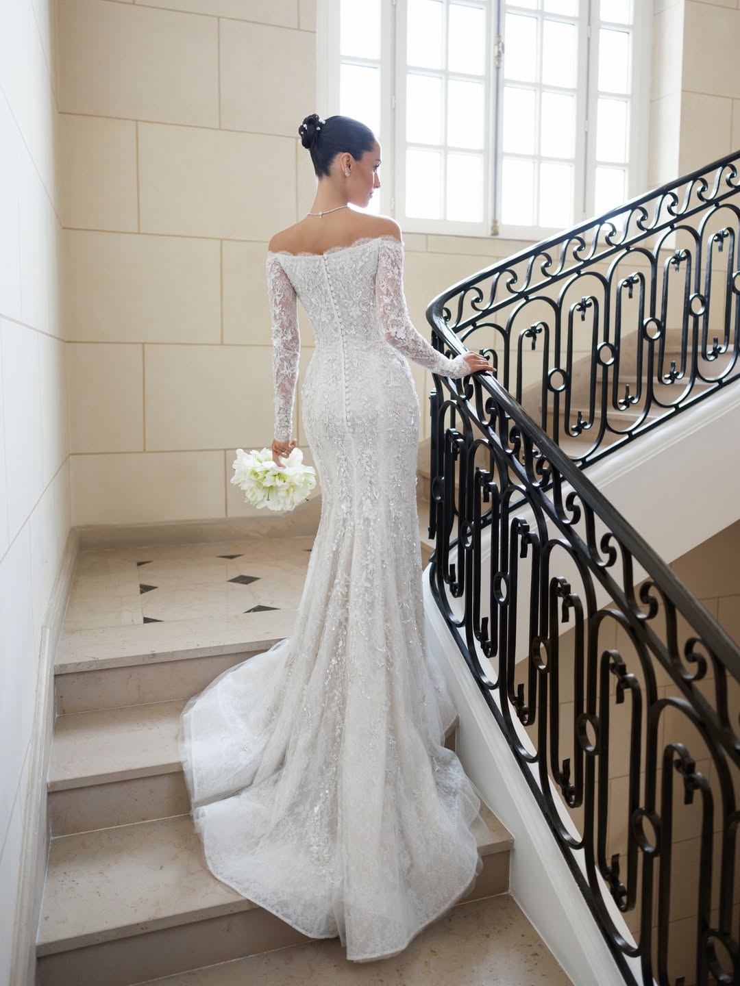 Der Formel-1-Star Charles Leclerc hat geheiratet: Ein Blick auf die Hochzeitsfotos