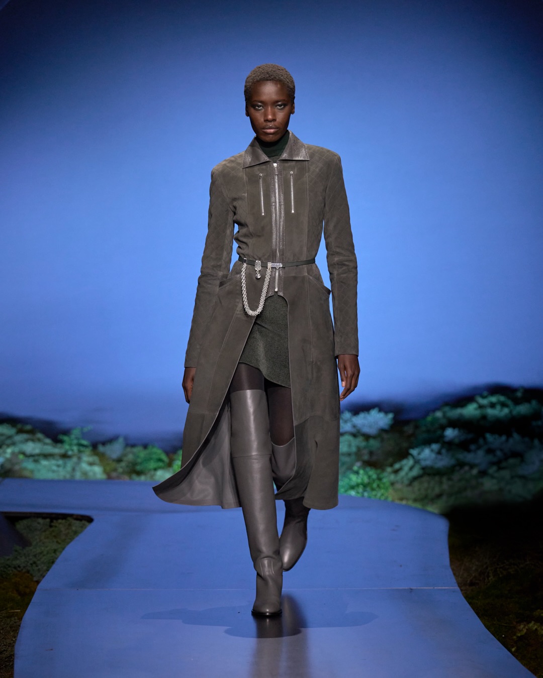 Mondlicht und Jockey-&Auml;sthetik: Herm&egrave;s pr&auml;sentiert die Kollektion FW&rsquo;2026