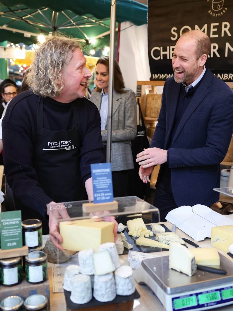 Catherine, Princess of Wales und Prince William, Prince of Wales besuchen einen Markt in London