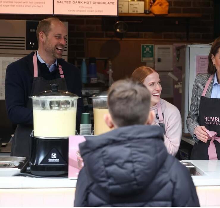 Catherine, Princess of Wales und Prince William, Prince of Wales besuchen einen Markt in London