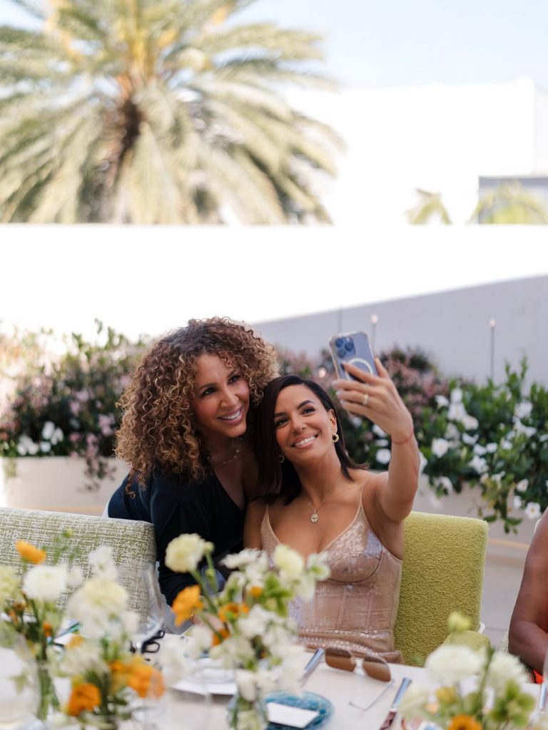 Eva Longoria feiert ihren 51. Geburtstag mit Freundinnen