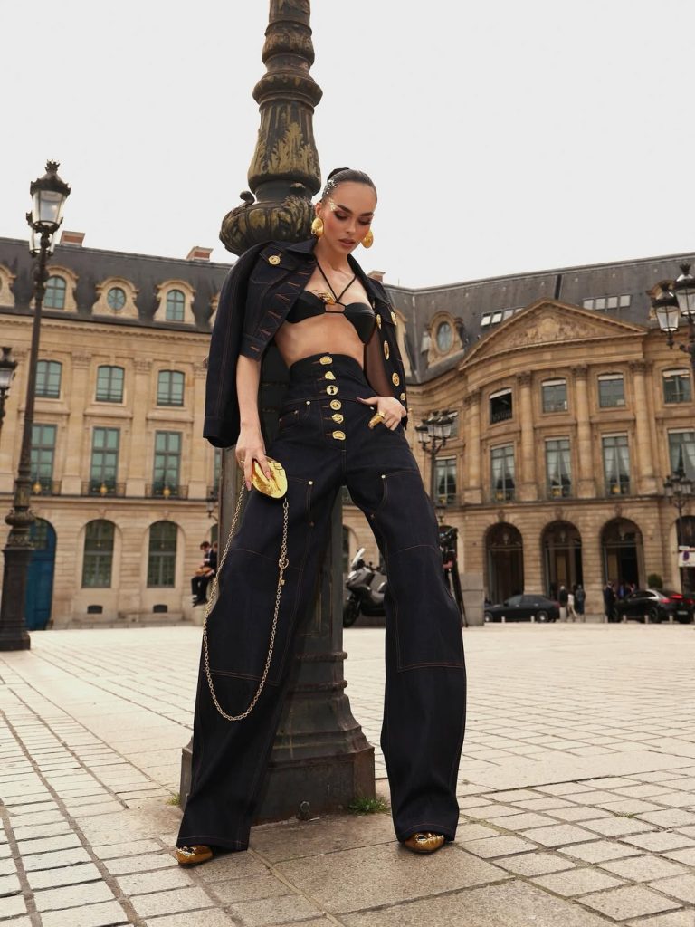 Ivana Essl bei der Schiaparelli-Show in Paris