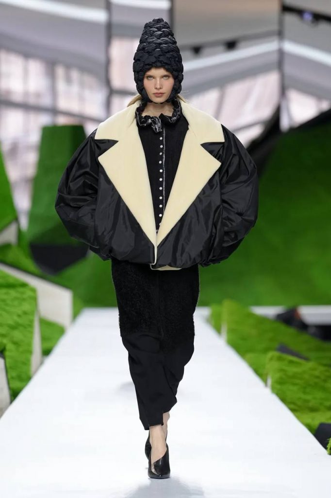 Medieval and Mountain Aesthetics at the Louis Vuitton Show