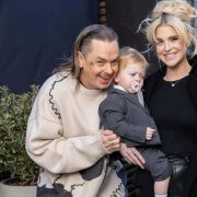 Winter in the midst of spring: Beatrice Turin films a Christmas video in the mountains