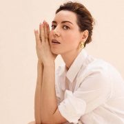 Aubrey Plaza broke up with her husband before his death
