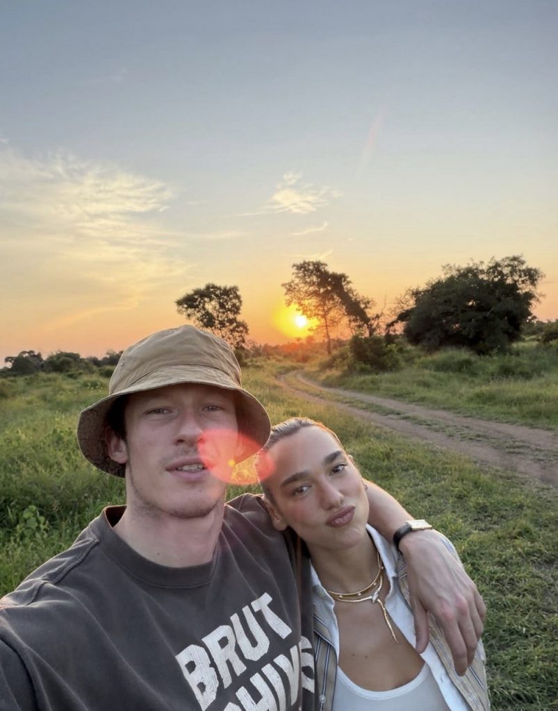 Eine romantische Safari von Dua Lipa und Callum Turner in South Africa