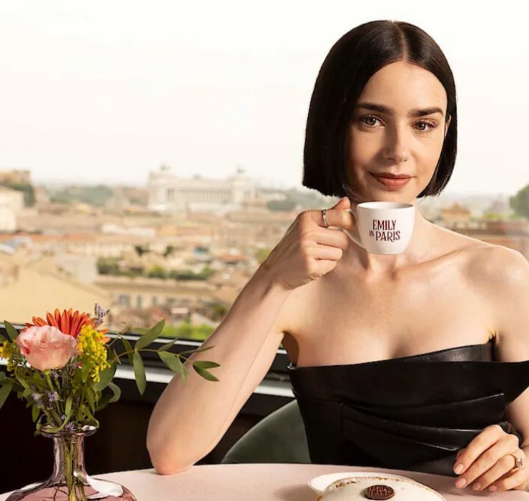 Die sechste Staffel von &laquo;Emily in Paris&raquo; wird in Griechenland und Monaco gedreht