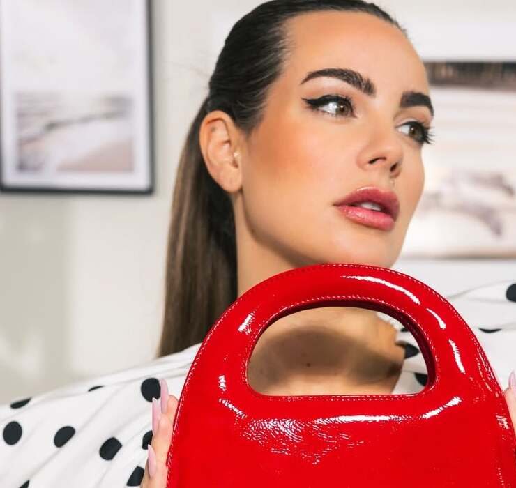 Nadine Mirada modelt in der neuen Werbekampagne von Humanic