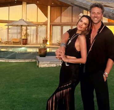 Postkarten aus Bali: Alessandra Ambrosio feiert ihren 45. Geburtstag mit ihrem Freund
