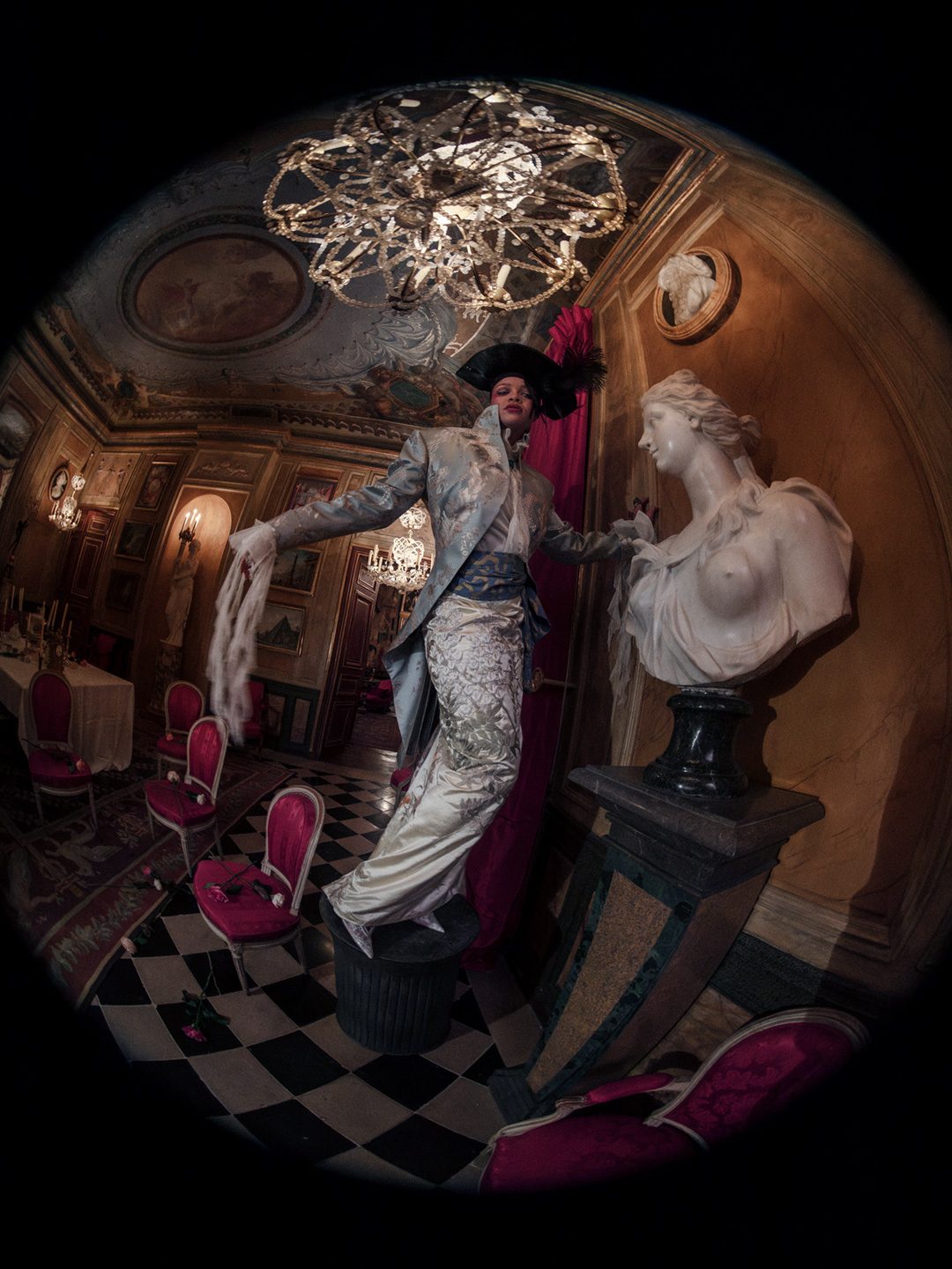 Rihanna erschien gemeinsam mit ihrer Tochter auf dem Cover des W Magazine