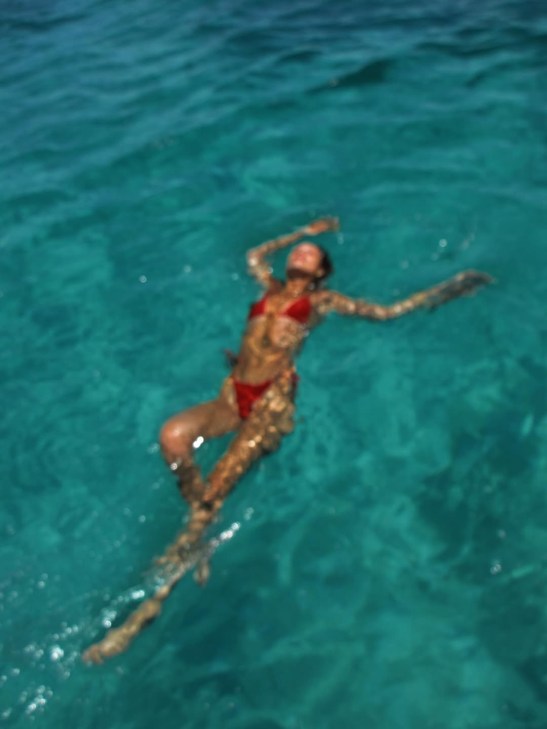 Bella Hadid zeigte ihren paradiesischen Urlaub