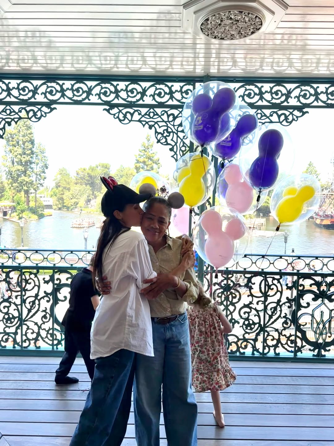 Wie die Familie von Meghan Markle einen Tag im Disneyland verbrachte