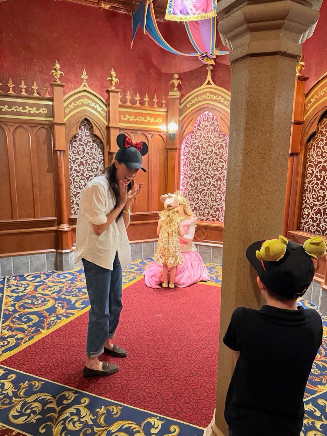 Wie die Familie von Meghan Markle einen Tag im Disneyland verbrachte