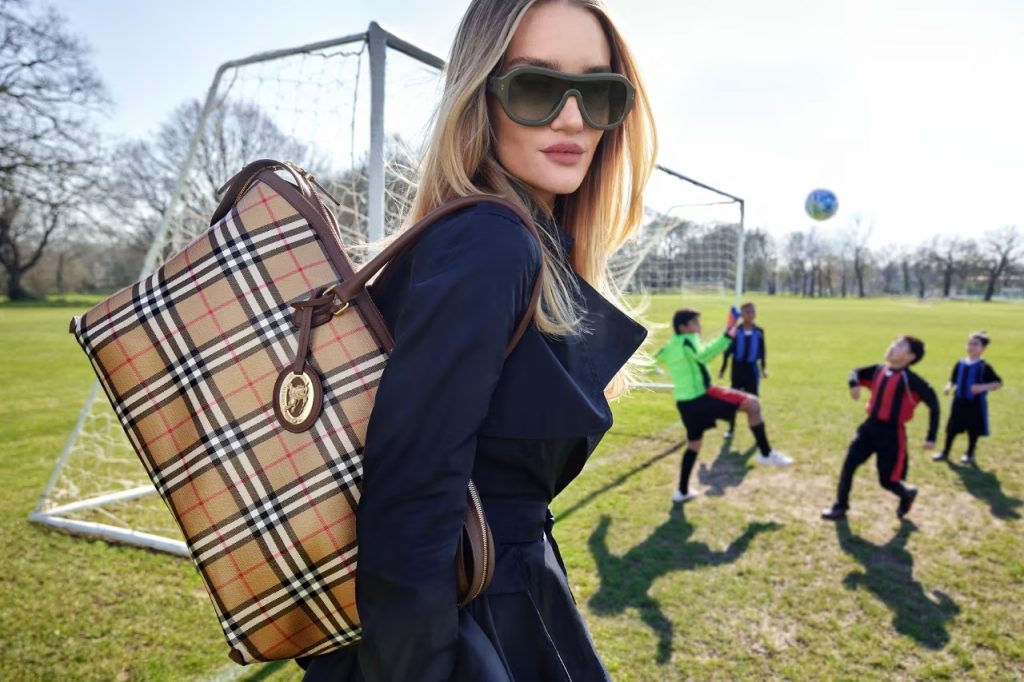 Burberry startet von Fußball inspirierten Kampagnenfilm