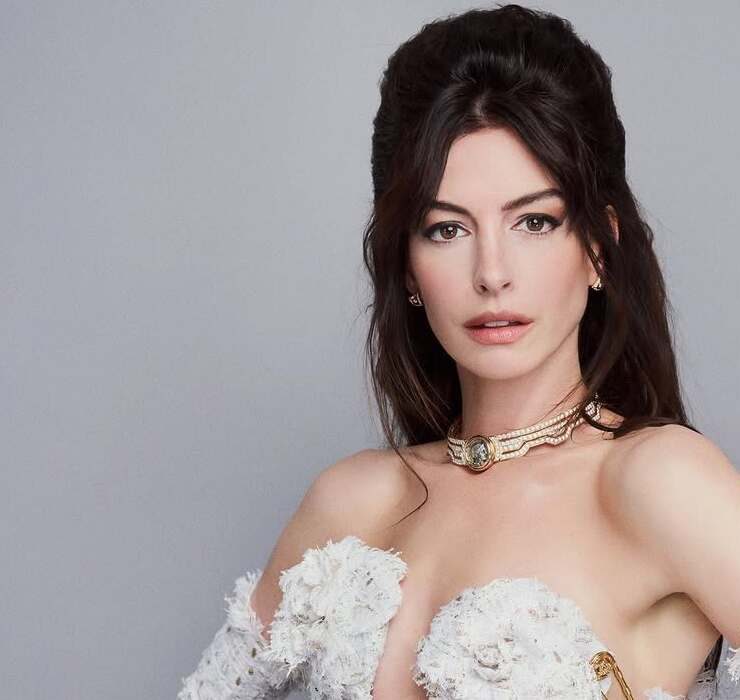 Anne Hathaway verk&uuml;ndet ihre Schwangerschaft: Ein vielsagendes Video
