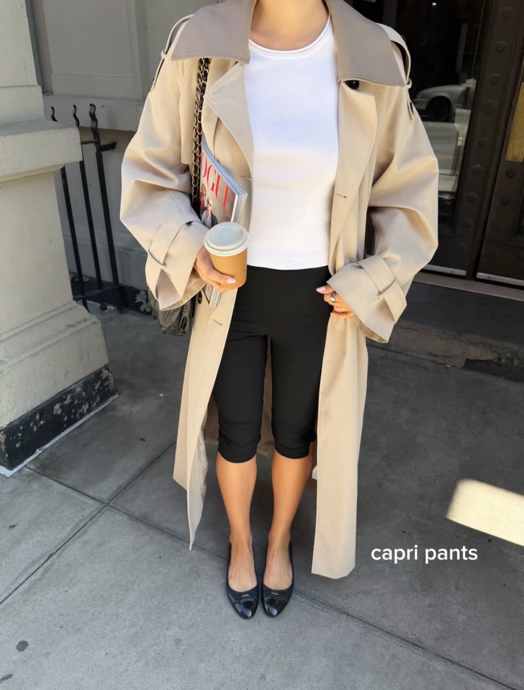 Sommertrends von Dragana Stankovic: Windbreaker, Caprihosen und die Farbe Rot