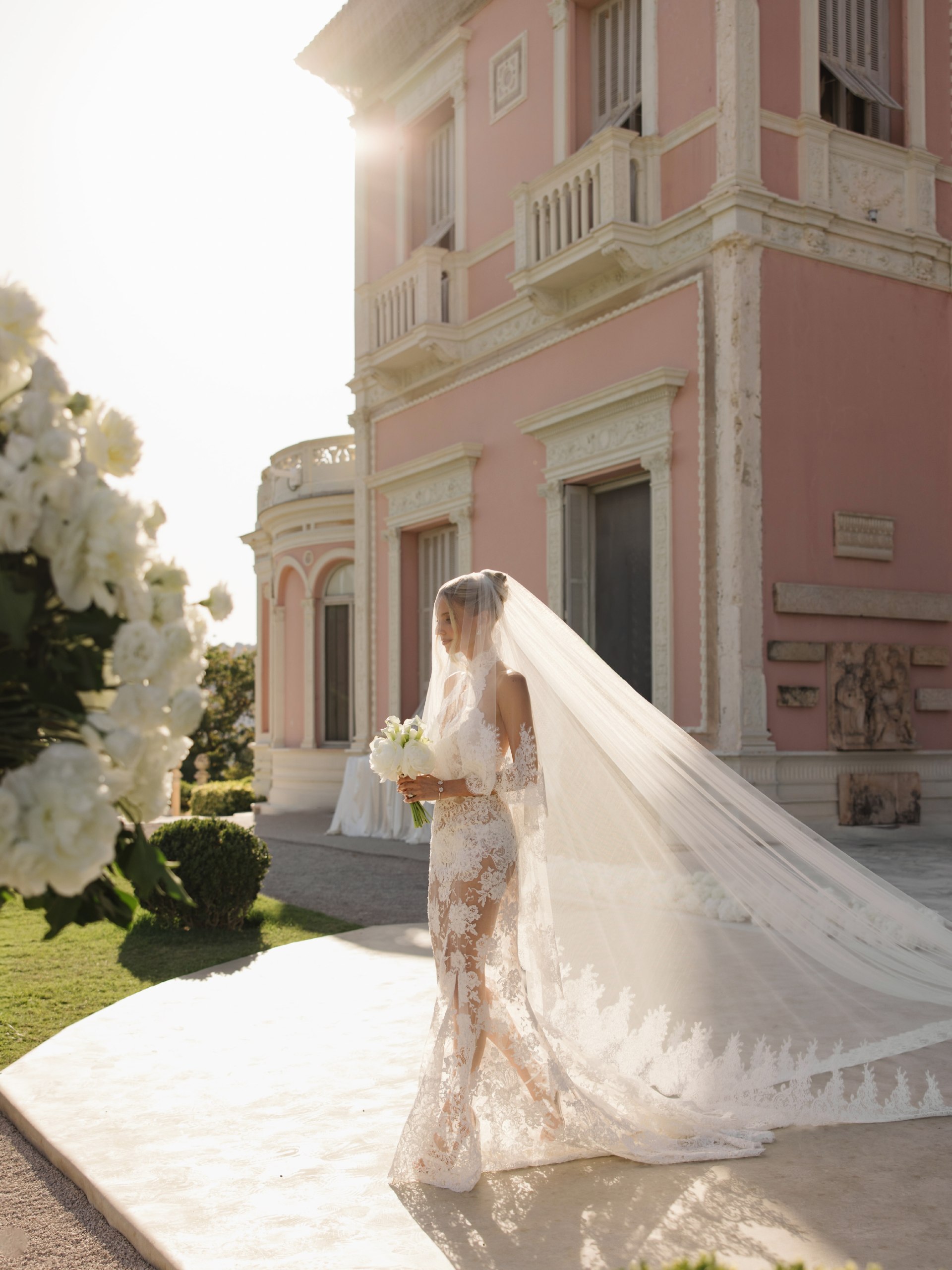 Leonie Hanne celebrated a fairytale wedding in France and shared the first photos