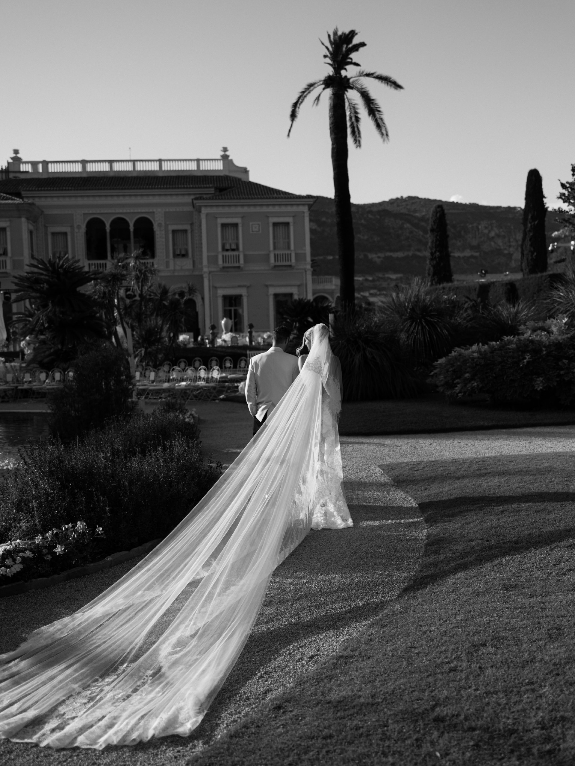Leonie Hanne celebrated a fairytale wedding in France and shared the first photos
