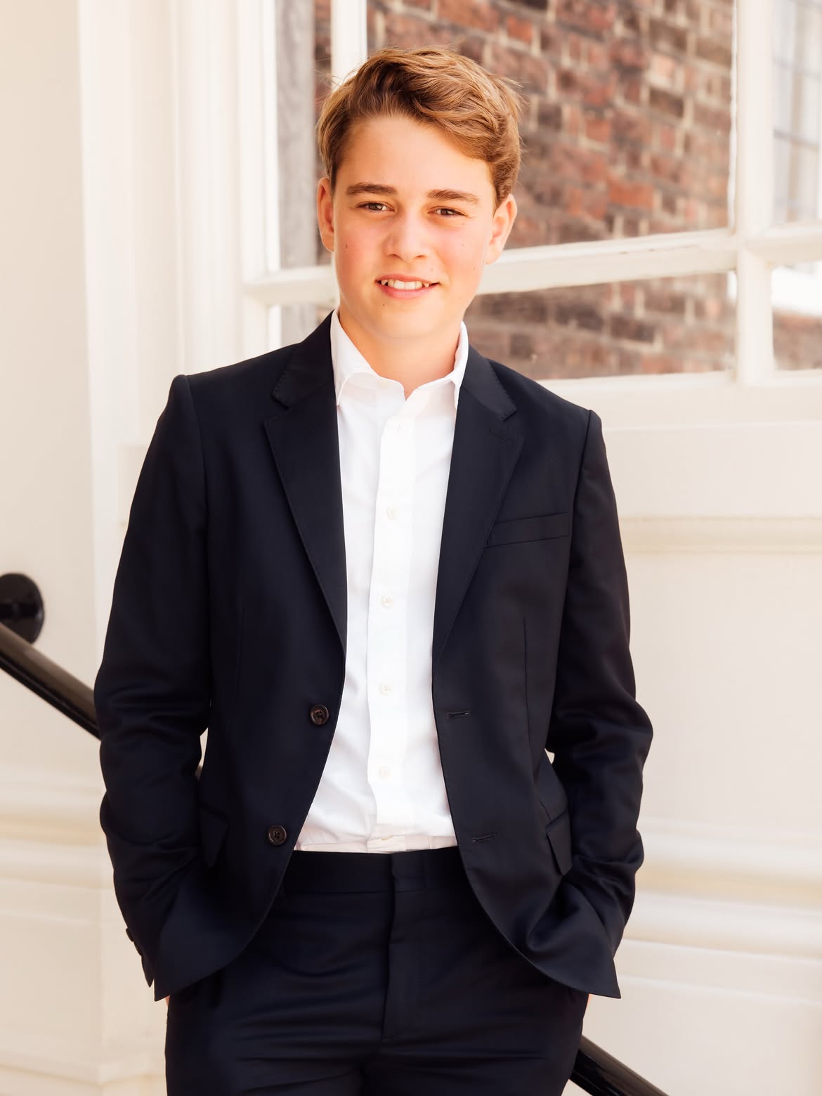 Prince George turns 13: the Royal Family shares a new portrait of the future king