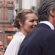 What did Snoop Dogg gift his daughter for her wedding?