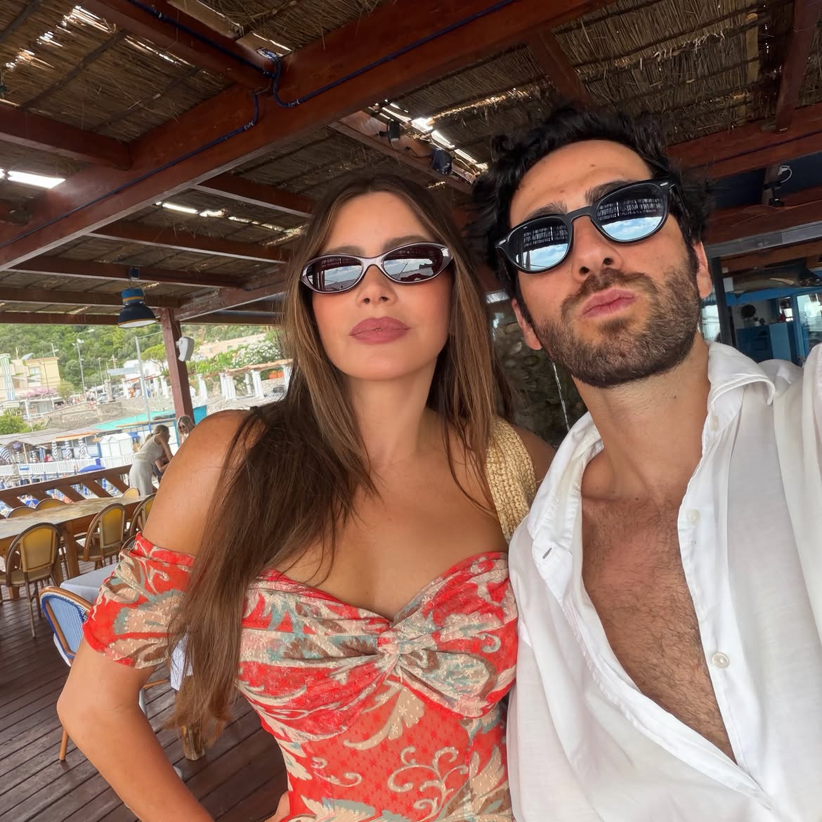 Sof&iacute;a Vergara zeigt, wie sie ihren 54. Geburtstag gefeiert hat